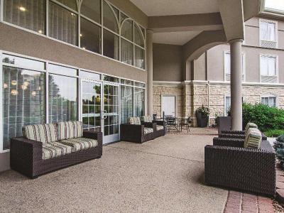 La Quinta Inn & Suites by Wyndham Denver Airport