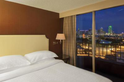 Sheraton Suites Market Center Dallas