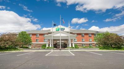 Holiday Inn Express & Suites Portland