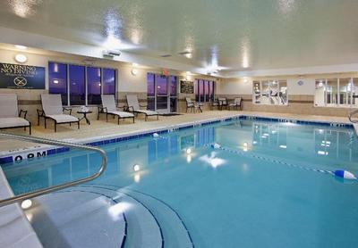 Holiday Inn Express & Suites Portland