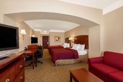 La Quinta Inn & Suites Dodge City