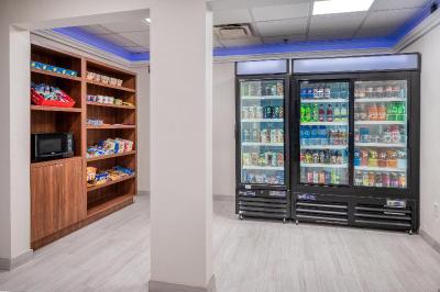Holiday Inn Express & Suites Greenville