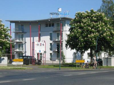 Maifeld Sport- & Tagungshotel