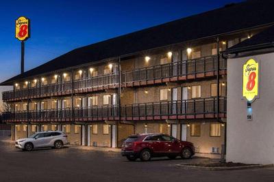 Super 8 by Wyndham Vandalia/Dayton Intl Airport