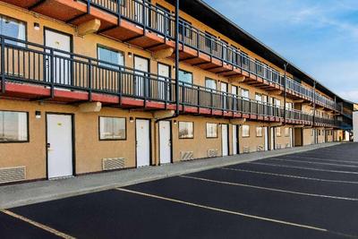 Super 8 by Wyndham Vandalia/Dayton Intl Airport
