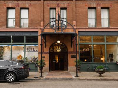 The Oxford Hotel
