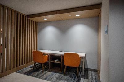 Holiday Inn Express & Suites Cleveland