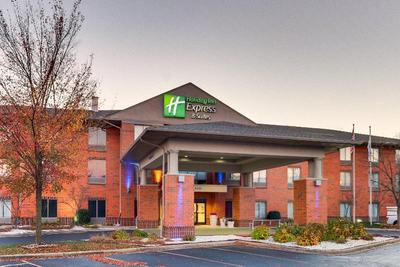 Holiday Inn Express & Suites Dayton-Centerville