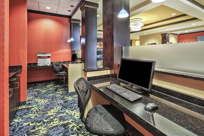 Holiday Inn Express Hotel & Suites Dayton South -