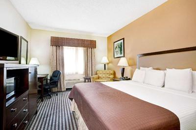 Baymont by Wyndham Dallas Love Field