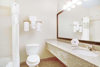 Baymont by Wyndham Dallas Love Field