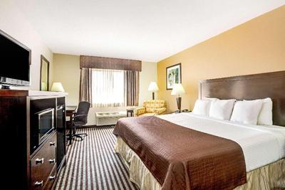 Baymont by Wyndham Dallas Love Field