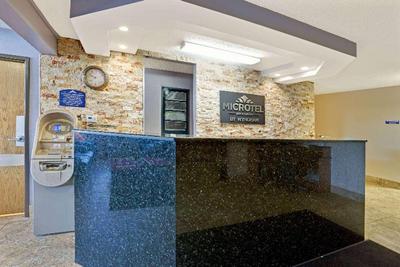 Microtel Inn & Suites By Wyndham Roseville/Detroi