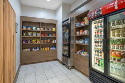 Holiday Inn Express Dallas East- Fairpark