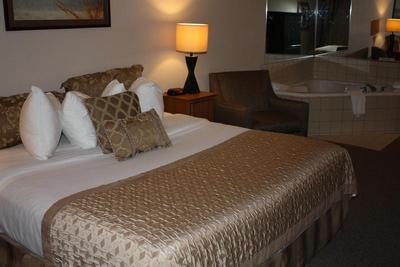 Flat Creek Inn & Suites