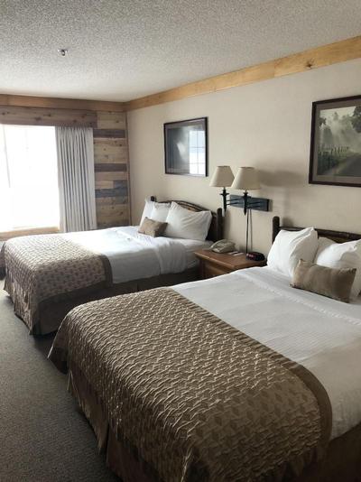 Flat Creek Inn & Suites