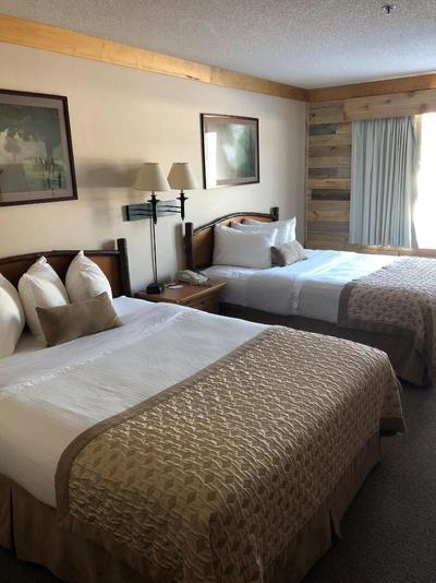 Flat Creek Inn & Suites