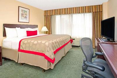 Four Points by Sheraton Englewood