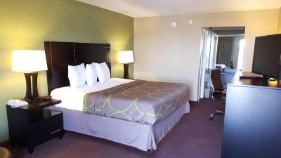 Super 8 Rockwall