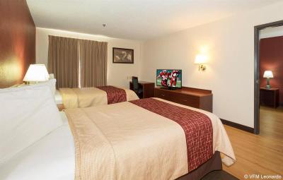 Red Roof Inn & Suites Dover Downtown