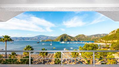 Faros Premium Beach Hotel