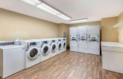 Hawthorn Extended Stay by Wyndham Irving DFW North