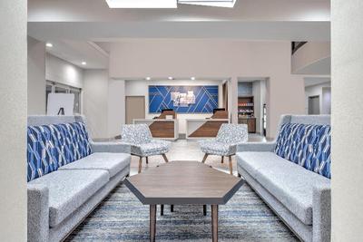 Holiday Inn Express Hotel & Suites Dallas West IHG