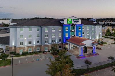 Holiday Inn Express Hotel & Suites Dallas West IHG