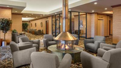Holiday Inn Lakewood