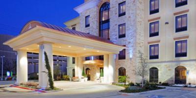 Comfort Inn & Suites Dallas Medical-Market Cente