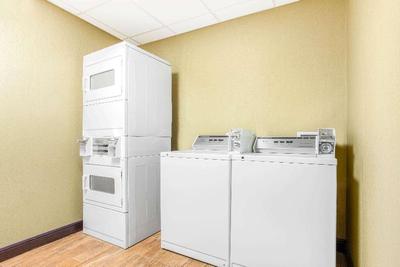 La Quinta Inn & Suites Ennis