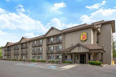 Super 8 by Wyndham Springfield/Eugene