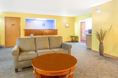 Super 8 by Wyndham Escanaba