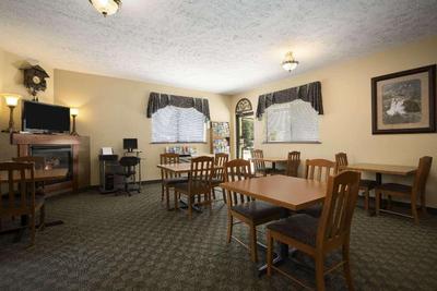 Howard Johnson by Wyndham Leavenworth