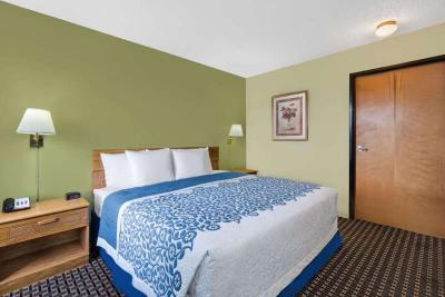 Days Inn by Wyndham Newton