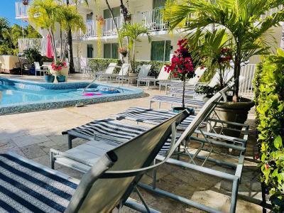 Ocean Mile hotel & Suites