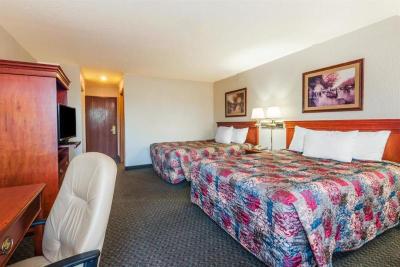 Comfort Inn & Suites Fairborn Area