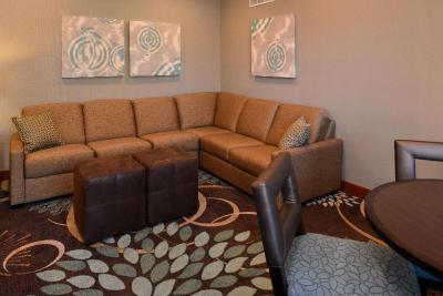 Staybridge Suites Sioux Falls At Empire Mall