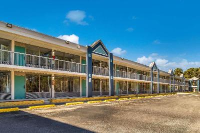 Clarion Inn & Suites Florence