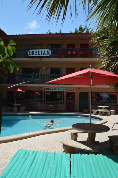 Fort Lauderdale Beach Resort Hotel & Suites
