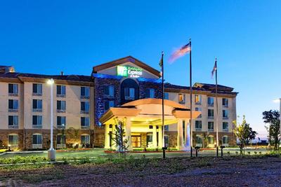 Holiday Inn Express Hotel & Suites Fresno Northwes