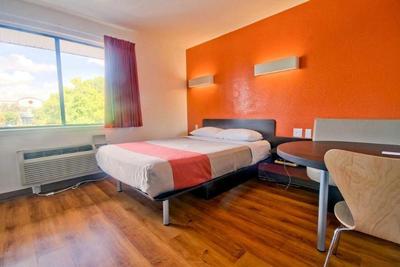 Motel 6 Fort Lauderdale
