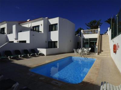Erika Apartments