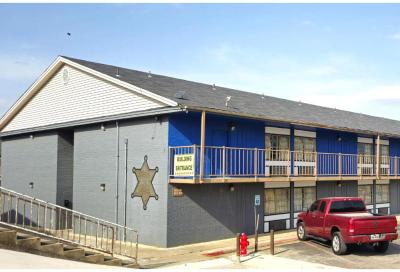 River Valley Inn & Suites