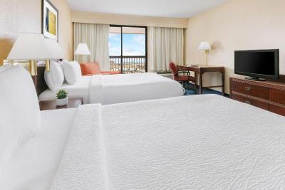 Courtyard by Marriott Flint