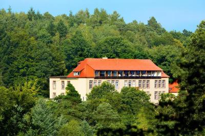 Roomingtons Hotel Franziskushöhe Lohr
