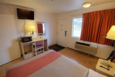 Motel 6 Alamogordo