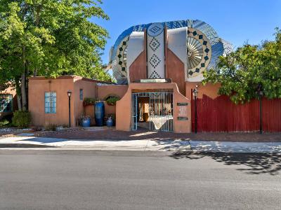 Casas de Suenos Old Town Historic Inn