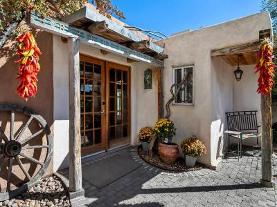 Casas de Suenos Old Town Historic Inn