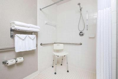Microtel Inn & Suites By wyndham Atlanta/Buckhead
